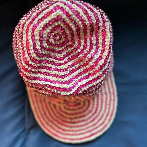 Vintage Pink and White Beaded Hat - Picture 3 of 7